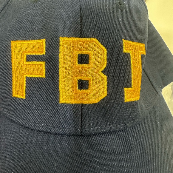 FBI Costume - Picture 4 of 7